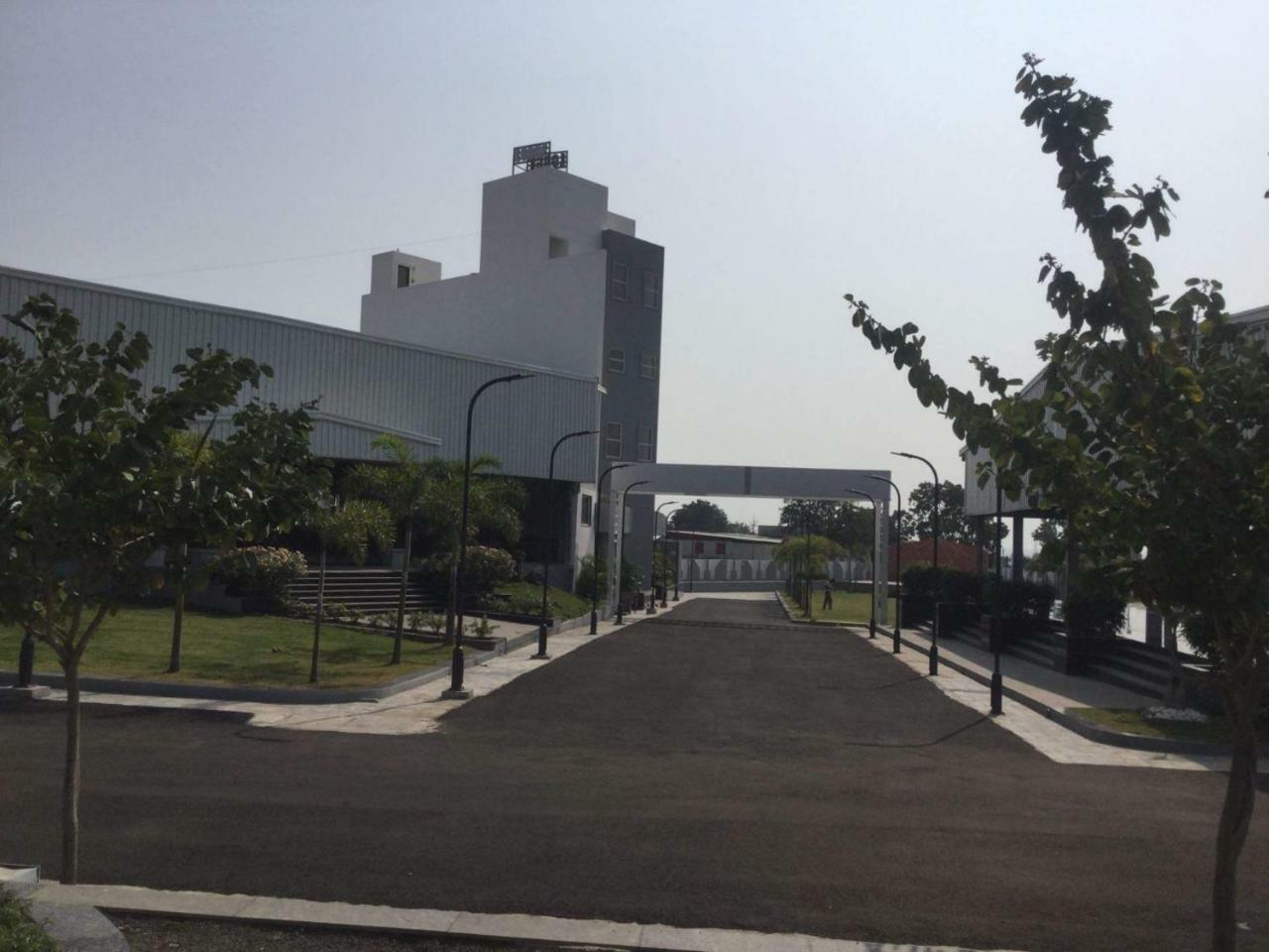 Sai Krupa Lawn And Regency, Buldhana Exterior foto